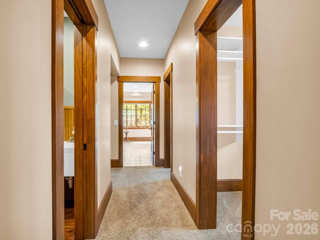 29 Crockett Ridge Road, Black Mountain, NC 28711