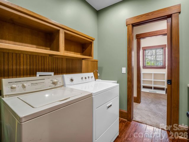 29 Crockett Ridge Road, Black Mountain, NC 28711