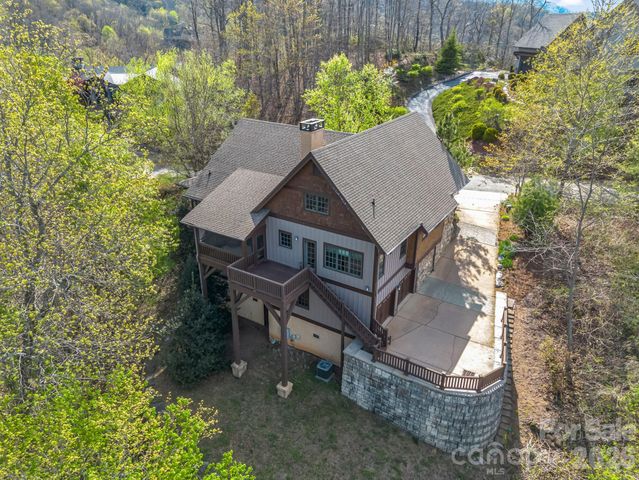 29 Crockett Ridge Road, Black Mountain, NC 28711