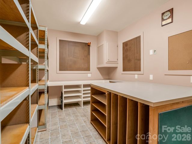 29 Crockett Ridge Road, Black Mountain, NC 28711