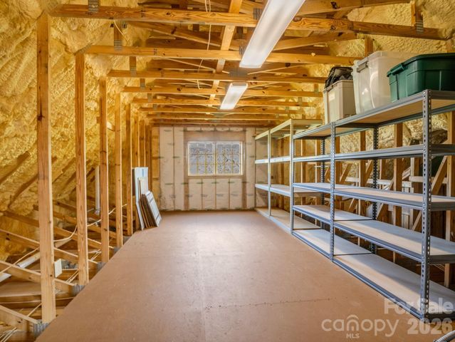 29 Crockett Ridge Road, Black Mountain, NC 28711