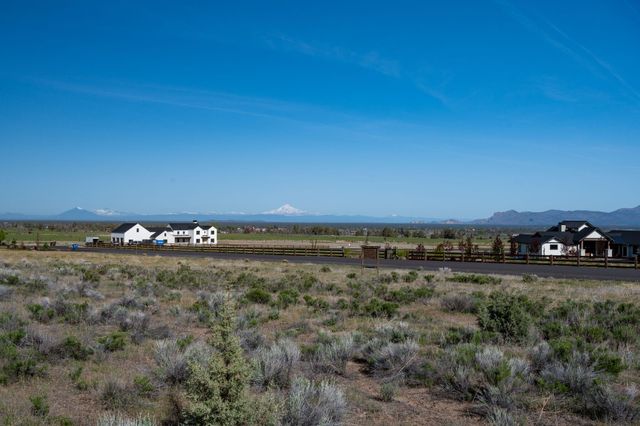 7217 SW Mill Iron Circle Lot 16, Powell Butte, OR 97753