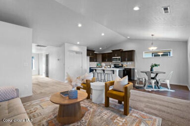 6476 W FREHLEY WAY, Rathdrum, ID 83858