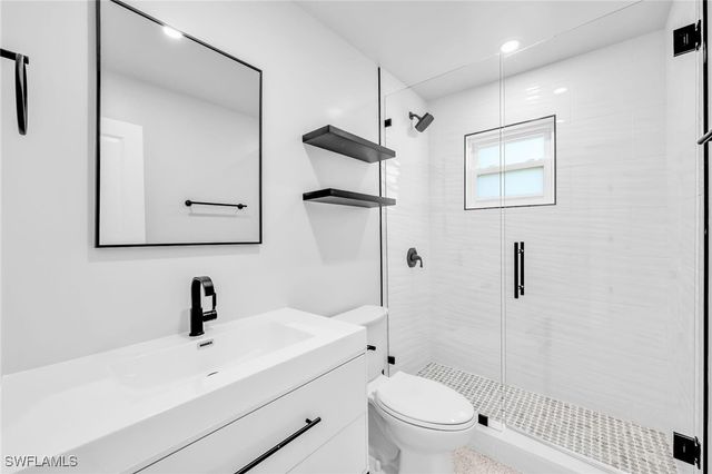 2822 Bruce ST, Matlacha, FL 33993