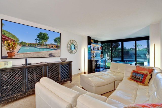 755 Dotterel Road 1112, Delray Beach, FL 33444