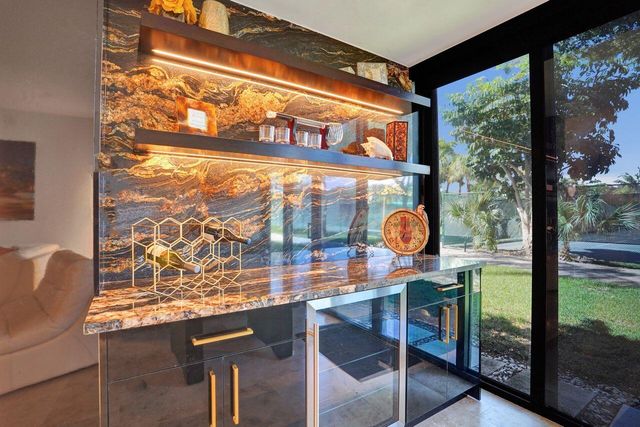 755 Dotterel Road 1112, Delray Beach, FL 33444