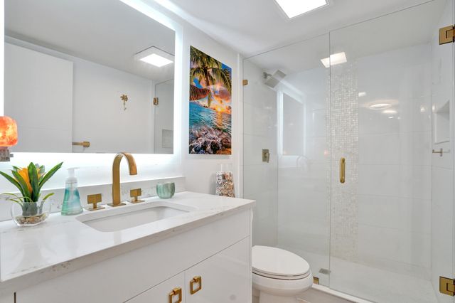 755 Dotterel Road 1112, Delray Beach, FL 33444