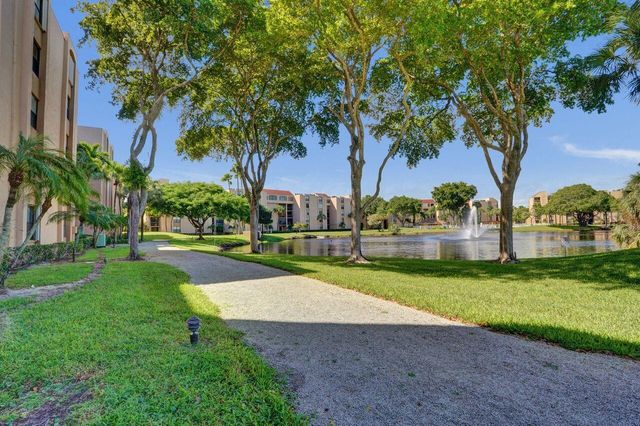 755 Dotterel Road 1112, Delray Beach, FL 33444
