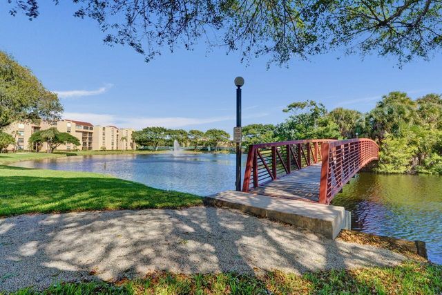 755 Dotterel Road 1112, Delray Beach, FL 33444