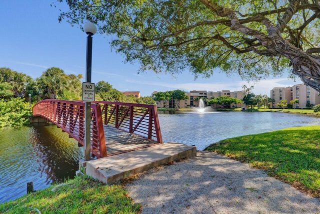 755 Dotterel Road 1112, Delray Beach, FL 33444