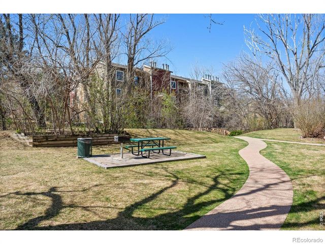 2882 Sundown Lane 105, Boulder, CO 80303