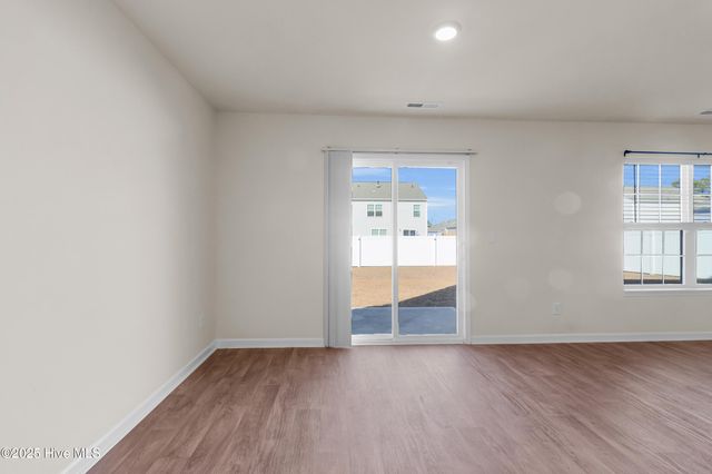 4111 Ocracoke Court, New Bern, NC 28560