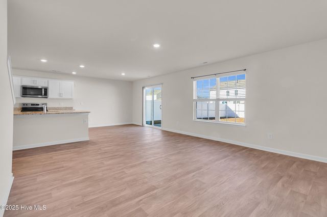 4111 Ocracoke Court, New Bern, NC 28560