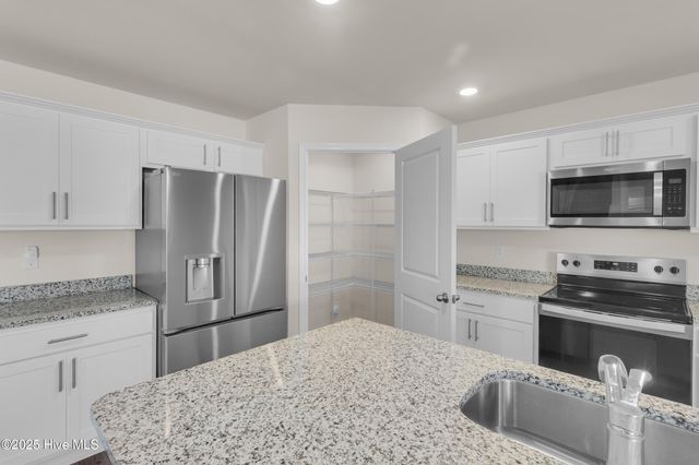 4111 Ocracoke Court, New Bern, NC 28560