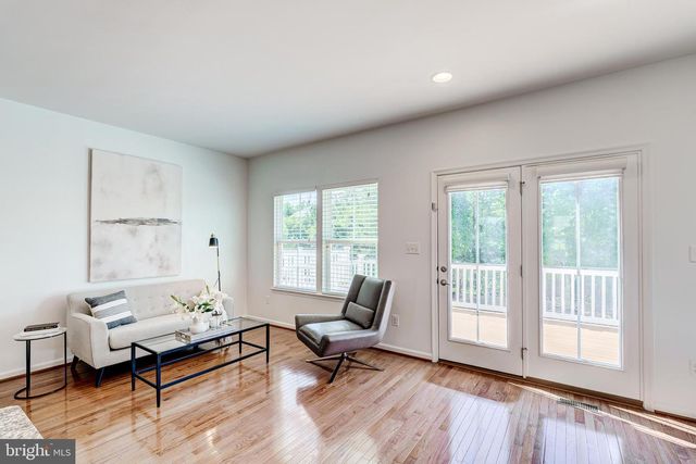 41719 MCMONAGLE SQ, Aldie, VA 20105