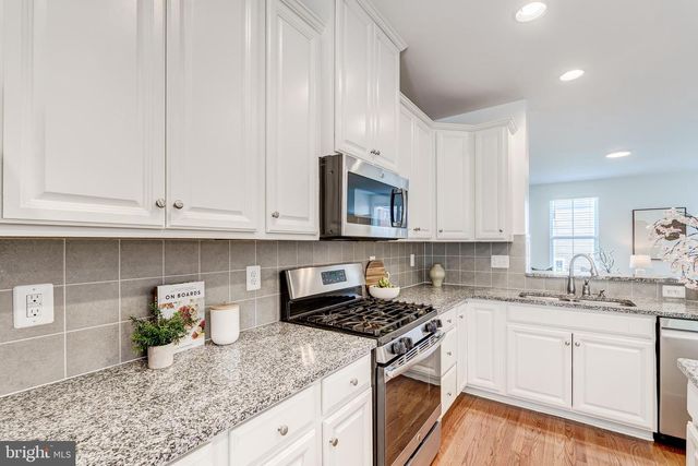 41719 MCMONAGLE SQ, Aldie, VA 20105