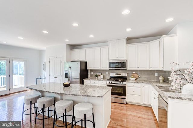 41719 MCMONAGLE SQ, Aldie, VA 20105