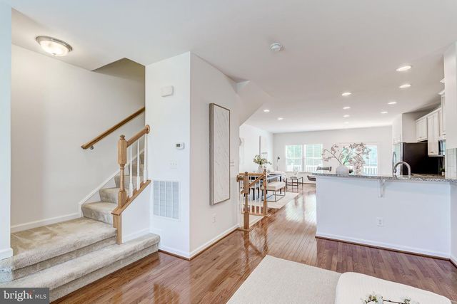 41719 MCMONAGLE SQ, Aldie, VA 20105