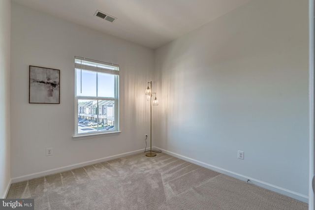 41719 MCMONAGLE SQ, Aldie, VA 20105