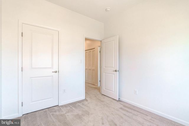 41719 MCMONAGLE SQ, Aldie, VA 20105
