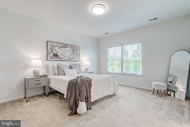 41719 MCMONAGLE SQ, Aldie, VA 20105