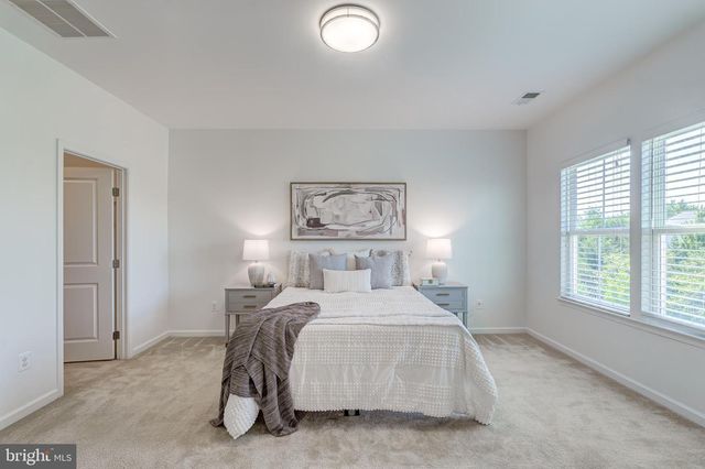 41719 MCMONAGLE SQ, Aldie, VA 20105