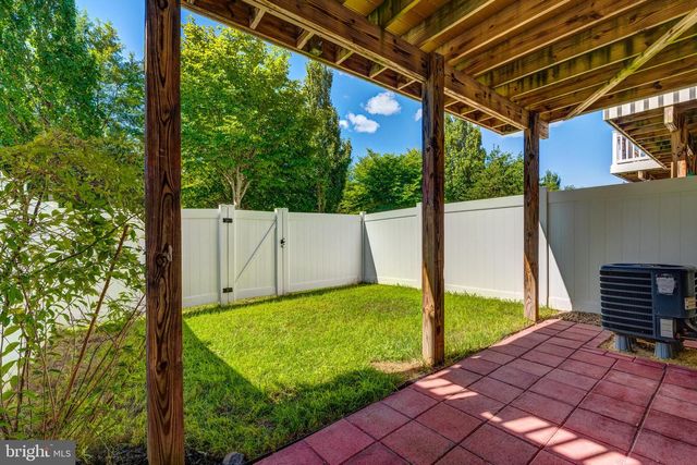 41719 MCMONAGLE SQ, Aldie, VA 20105