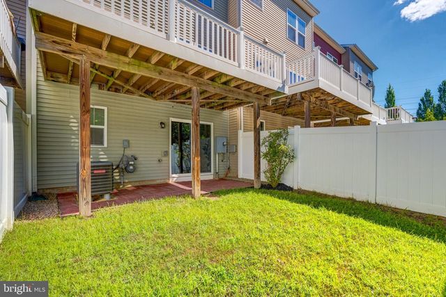 41719 MCMONAGLE SQ, Aldie, VA 20105