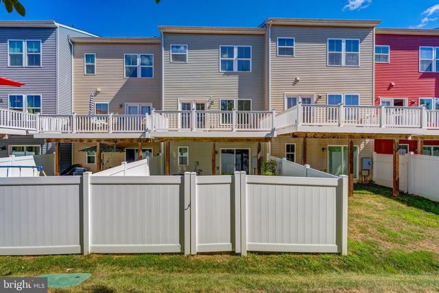 41719 MCMONAGLE SQ, Aldie, VA 20105
