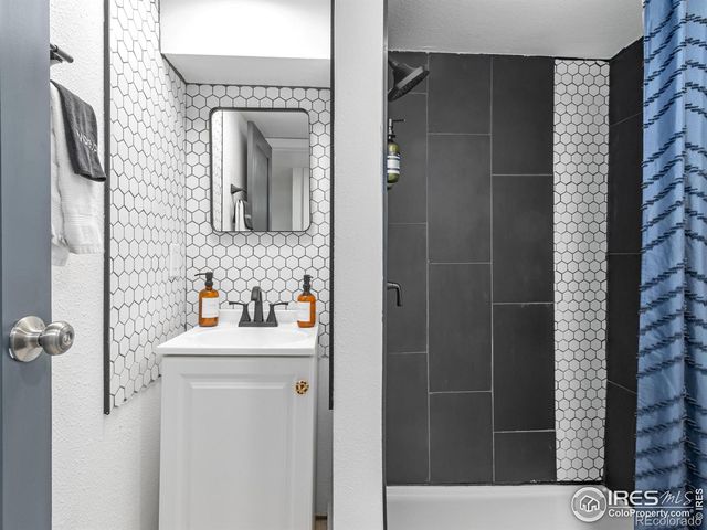 407 Stanley Avenue, Estes Park, CO 80517