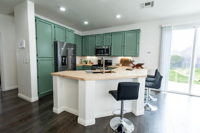 3445 Molokai Rd, West Sacramento, CA 95691