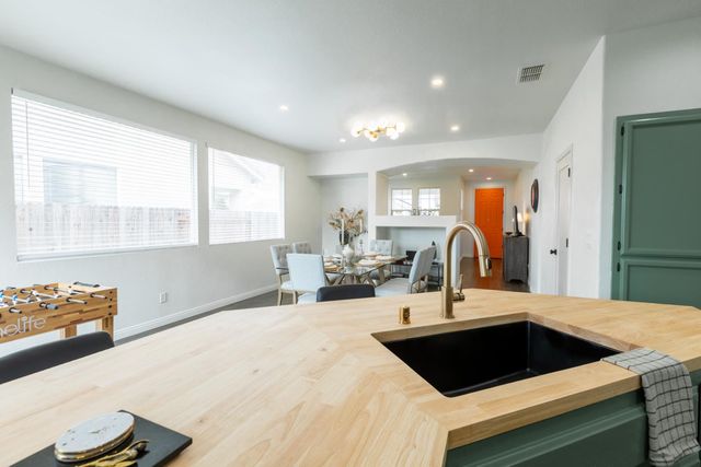 3445 Molokai Rd, West Sacramento, CA 95691