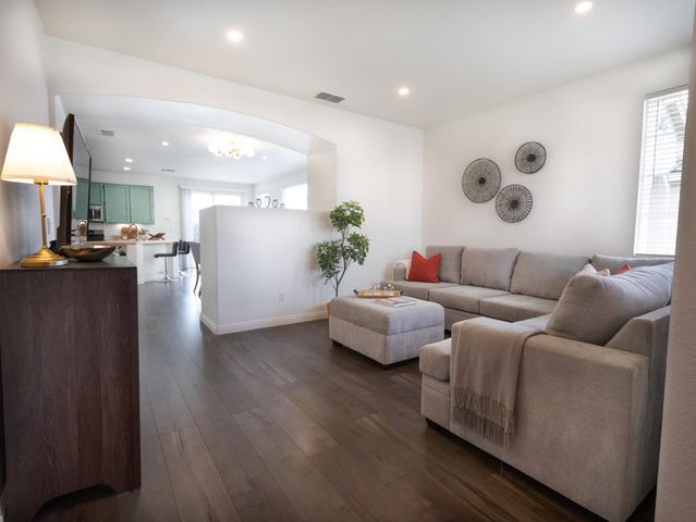 3445 Molokai Rd, West Sacramento, CA 95691