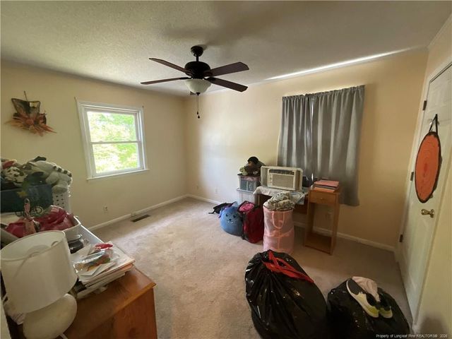 559 Cimarron Drive, Fayetteville, NC 28303