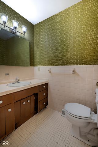 5504 Hawthorne Drive, Indianapolis, IN 46226