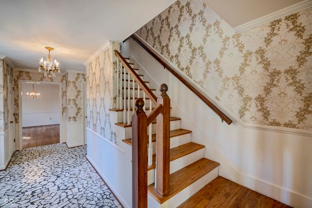 5504 Hawthorne Drive, Indianapolis, IN 46226