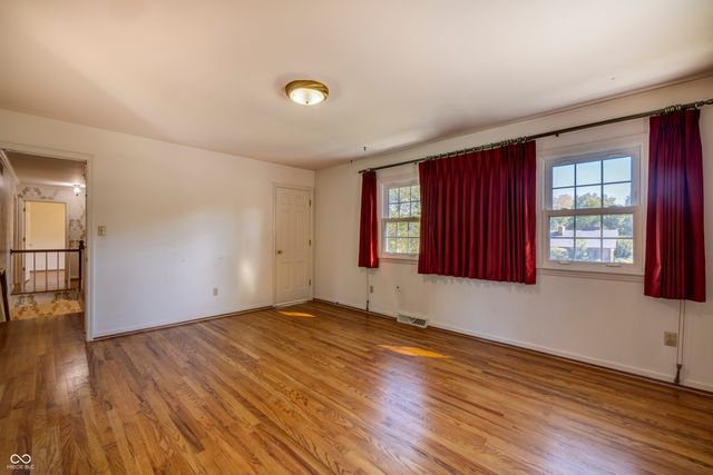 5504 Hawthorne Drive, Indianapolis, IN 46226