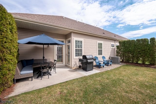 605 Edward St, Lopatcong Twp., NJ 08865