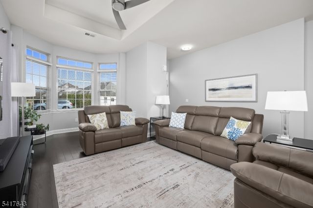 605 Edward St, Lopatcong Twp., NJ 08865