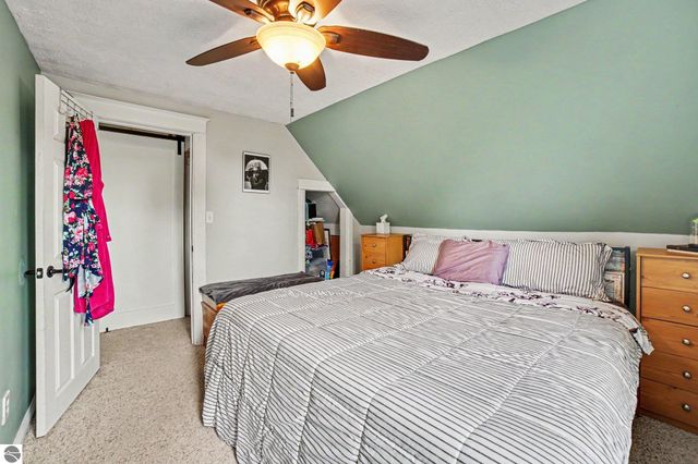 707 N Republic Avenue, Alma, MI 48801