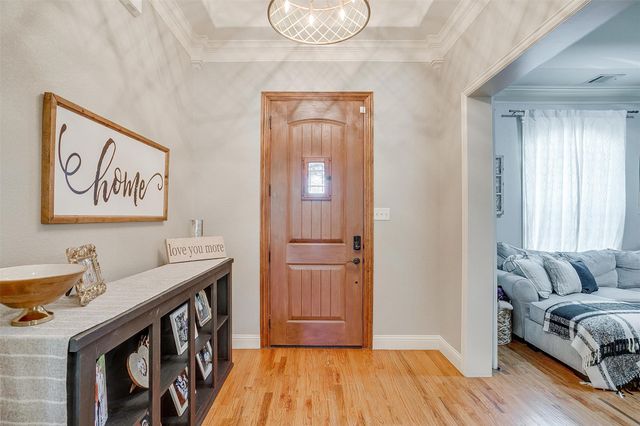 105 Eagle Drive, Lipan, TX 76462
