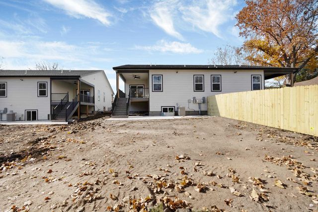 2022 Browning Avenue, Manhattan, KS 66502