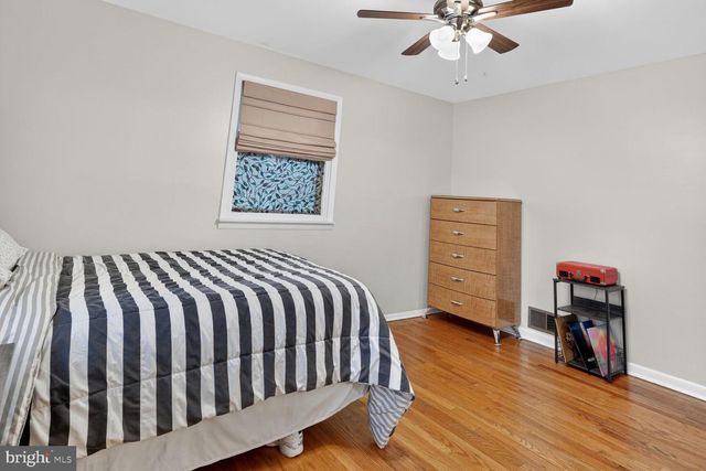 4406 ROUNDHILL RD, Alexandria, VA 22310
