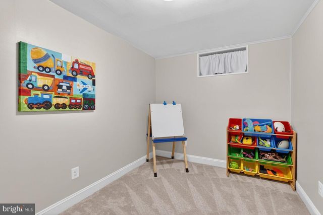 4406 ROUNDHILL RD, Alexandria, VA 22310