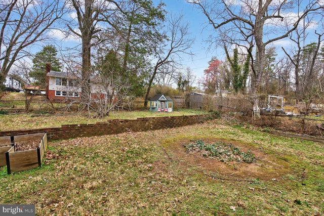 4406 ROUNDHILL RD, Alexandria, VA 22310