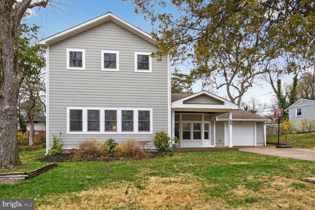 4406 ROUNDHILL RD, Alexandria, VA 22310