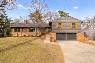 2314 W 74th Street, Prairie Village, KS 66208