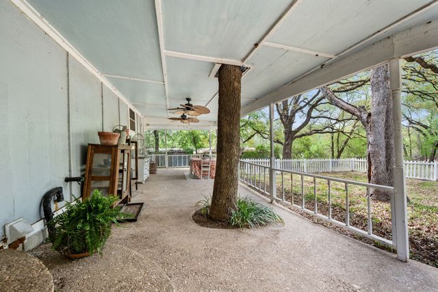 103 County Road 4853, Newark, TX 76071