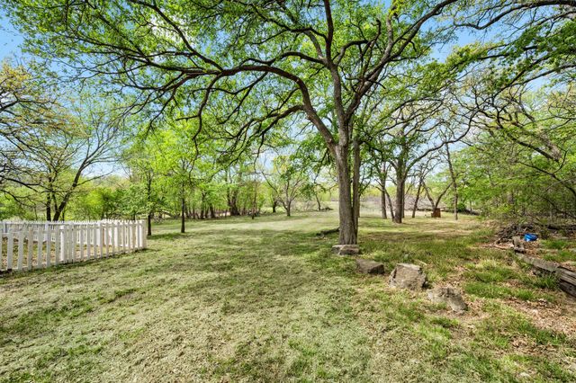 103 County Road 4853, Newark, TX 76071