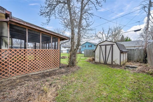 7366 Primrose Drive, Mentor On The Lake, OH 44060